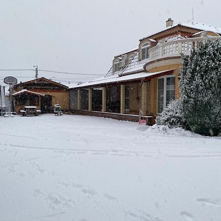 Ambrozia Guesthouse Nagykanizsa Bagian luar foto
