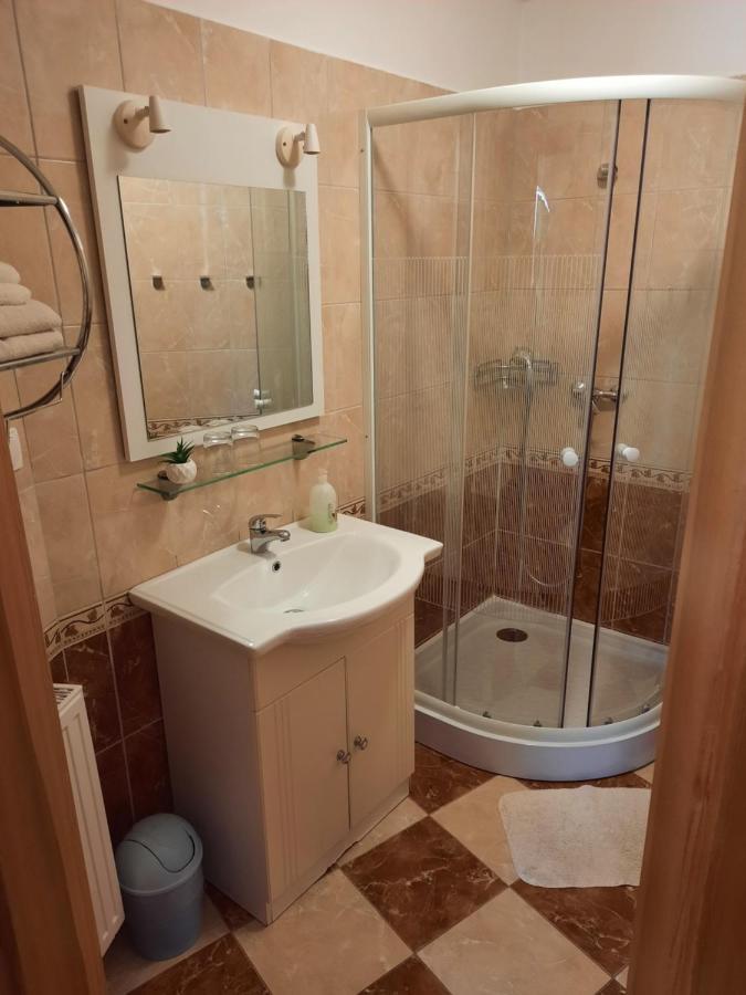 Ambrozia Guesthouse Nagykanizsa Bagian luar foto