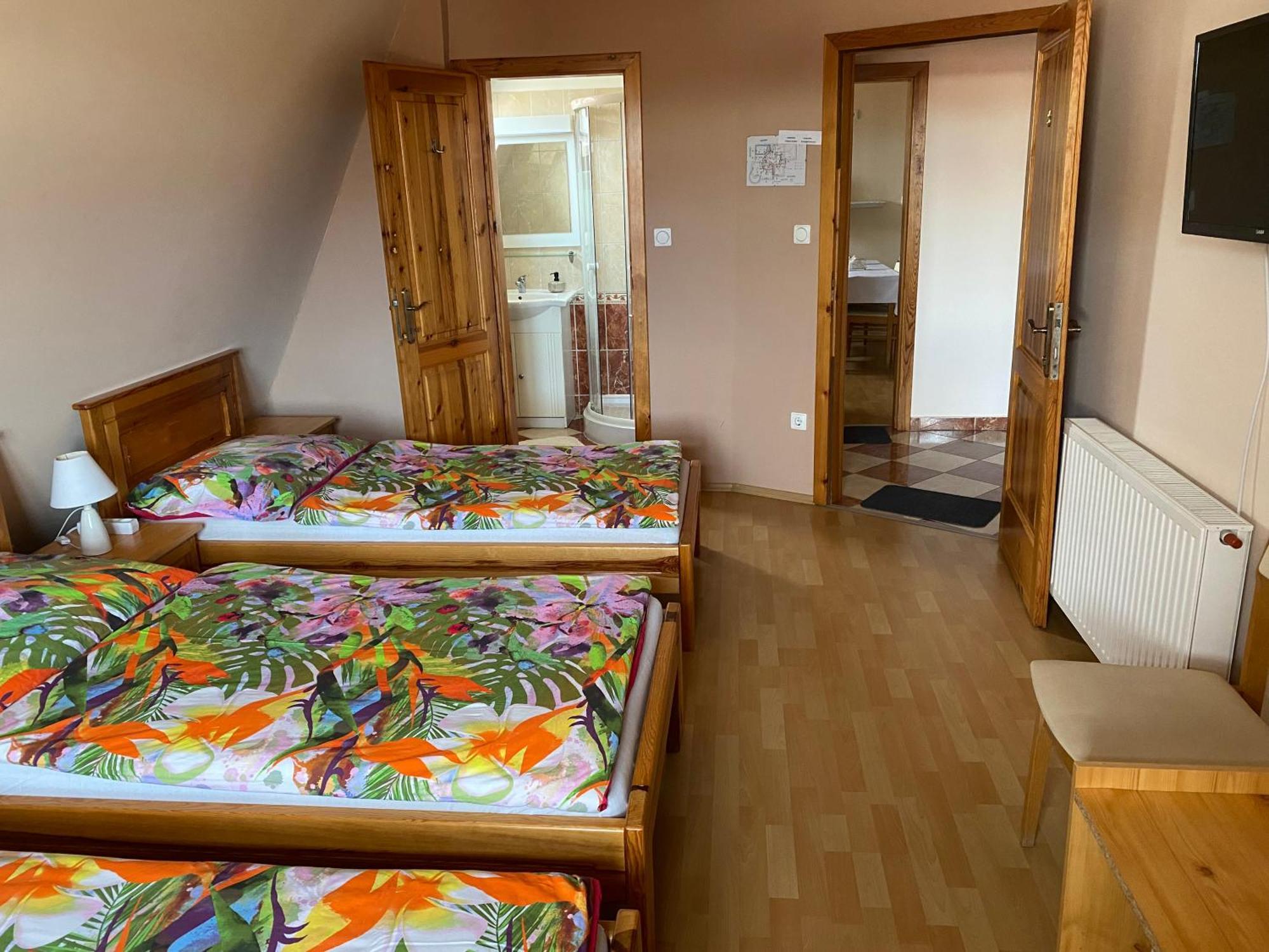 Ambrozia Guesthouse Nagykanizsa Bagian luar foto