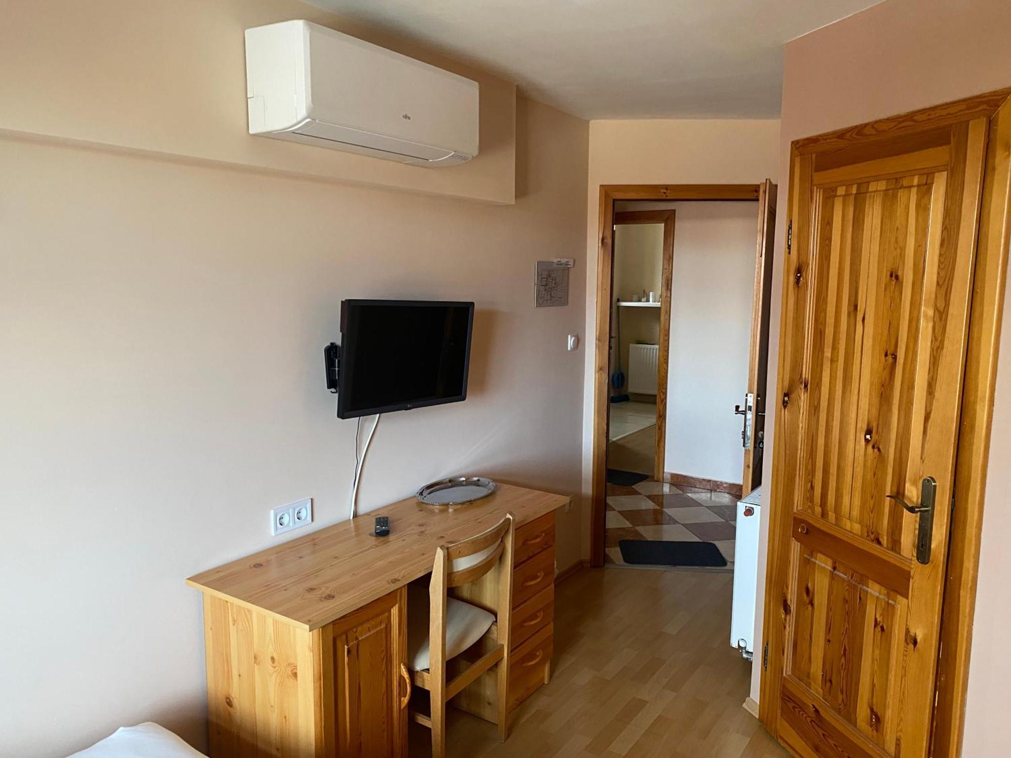 Ambrozia Guesthouse Nagykanizsa Bagian luar foto