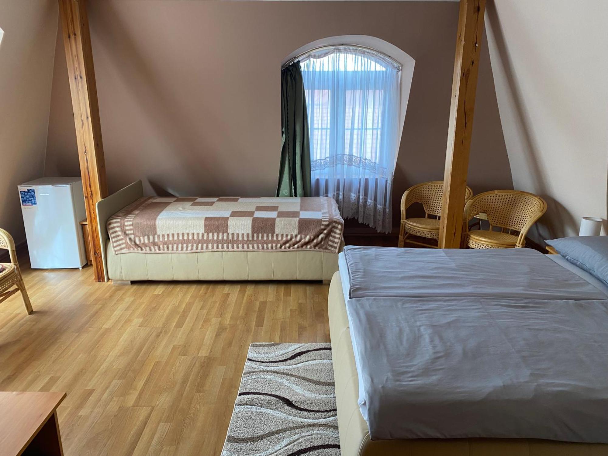 Ambrozia Guesthouse Nagykanizsa Bagian luar foto