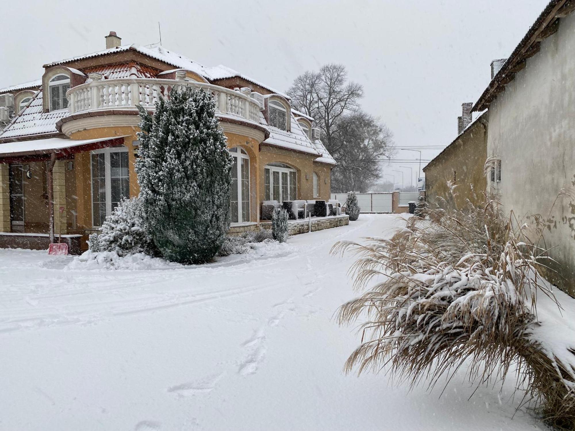 Ambrozia Guesthouse Nagykanizsa Bagian luar foto