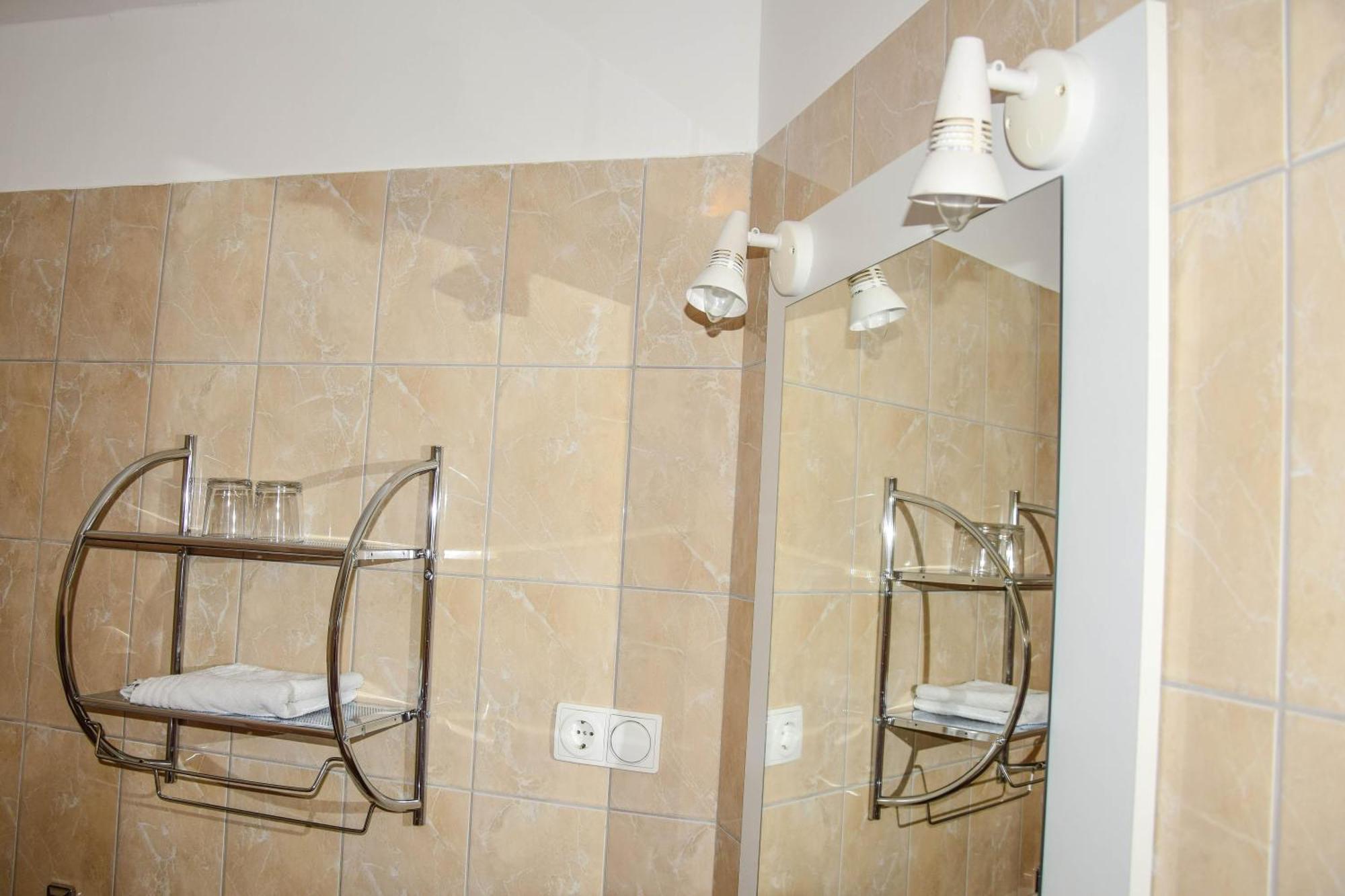 Ambrozia Guesthouse Nagykanizsa Bagian luar foto