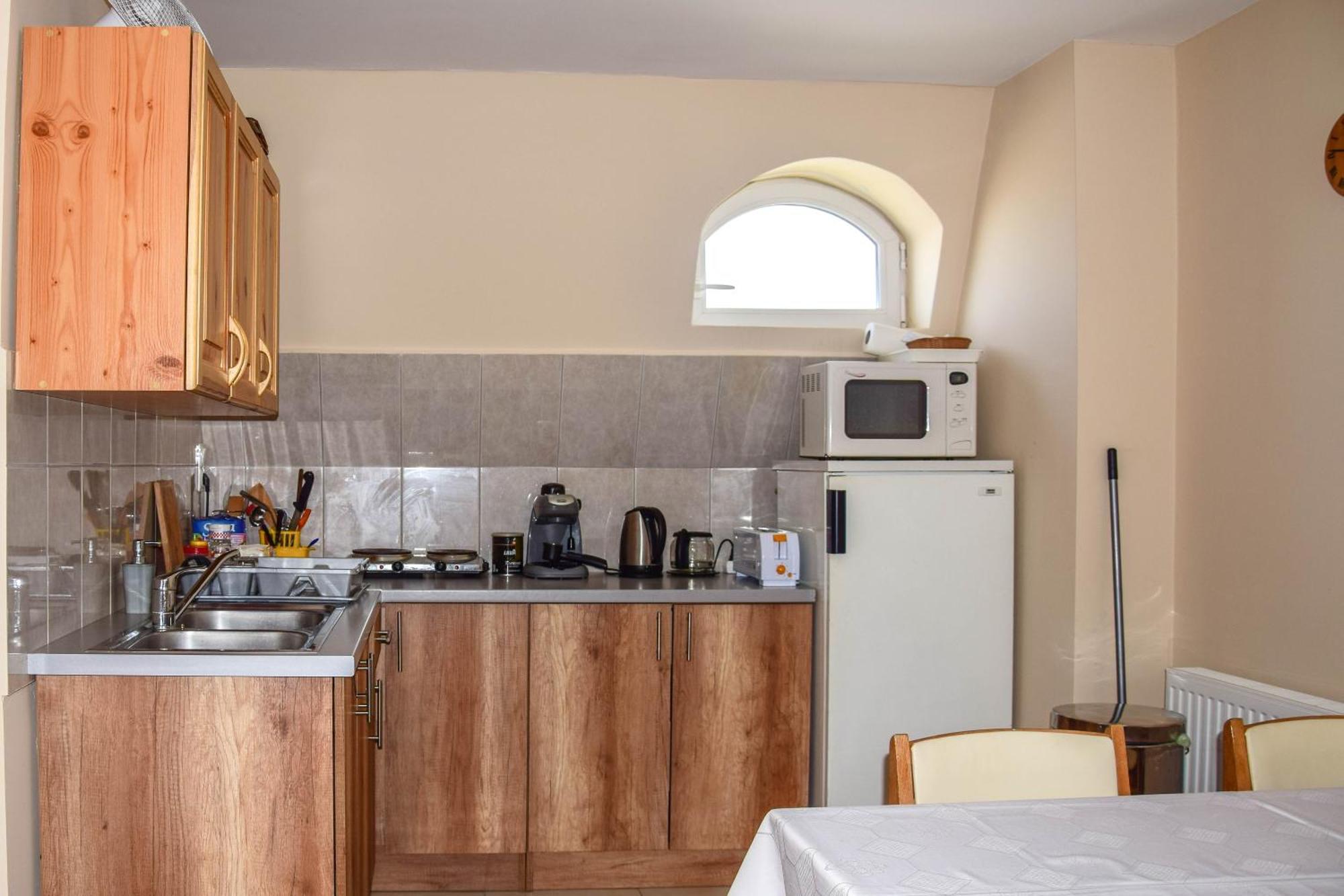 Ambrozia Guesthouse Nagykanizsa Bagian luar foto