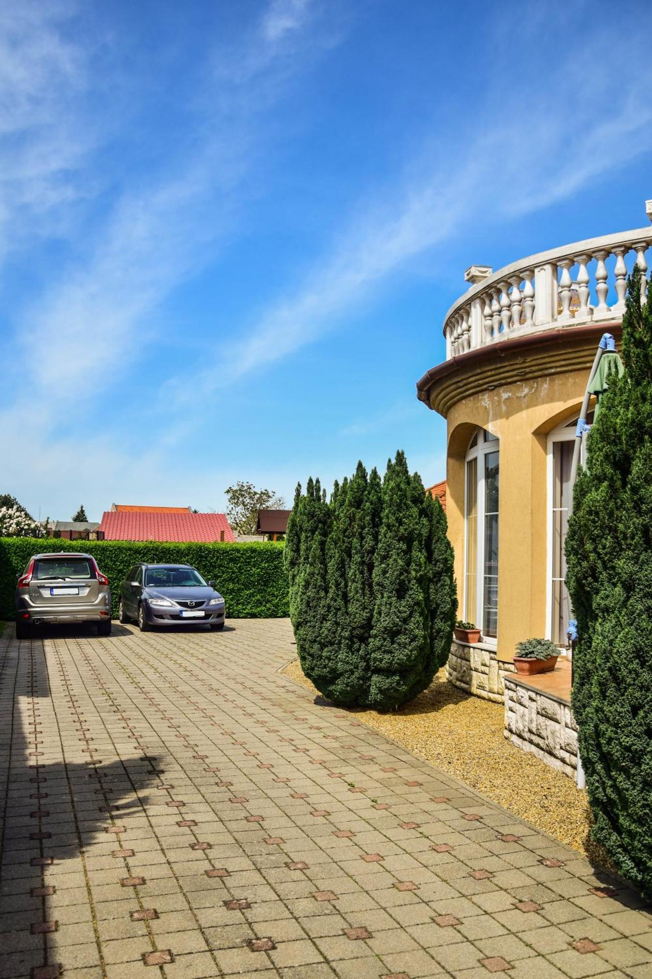 Ambrozia Guesthouse Nagykanizsa Bagian luar foto