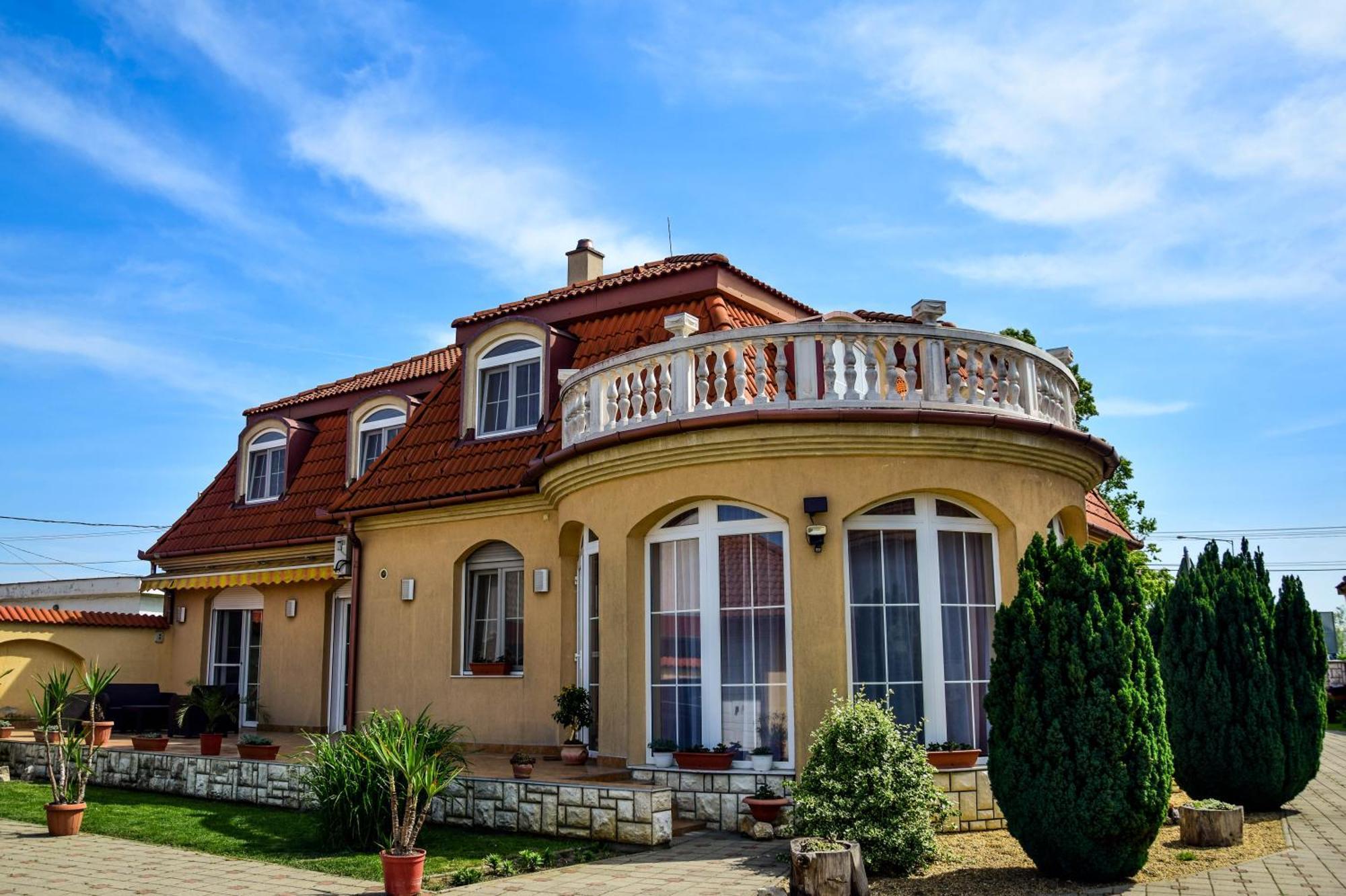 Ambrozia Guesthouse Nagykanizsa Bagian luar foto