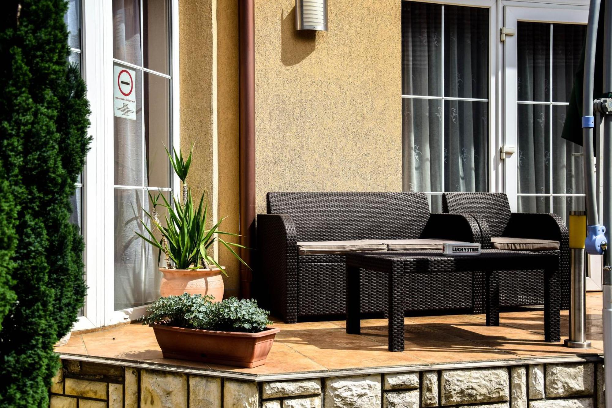 Ambrozia Guesthouse Nagykanizsa Bagian luar foto
