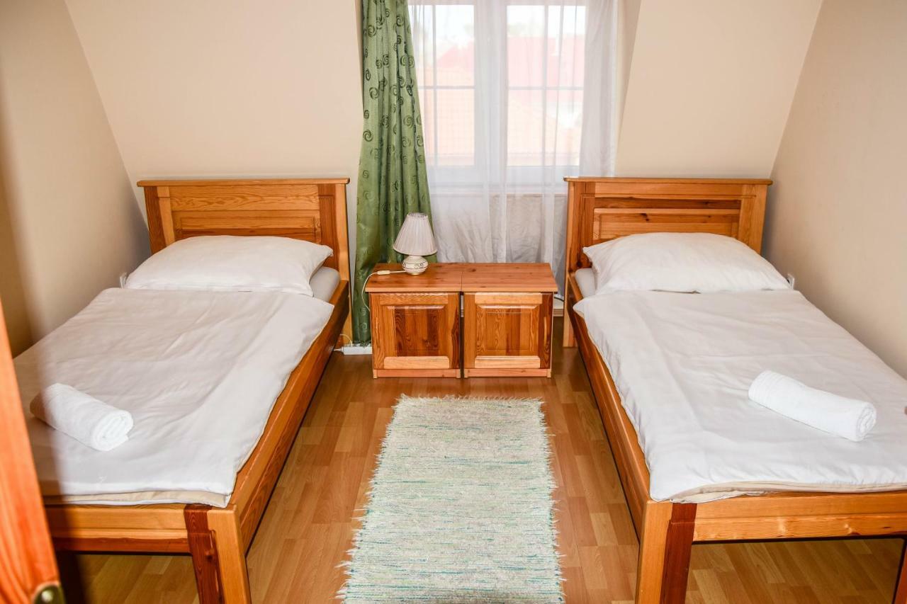 Ambrozia Guesthouse Nagykanizsa Bagian luar foto